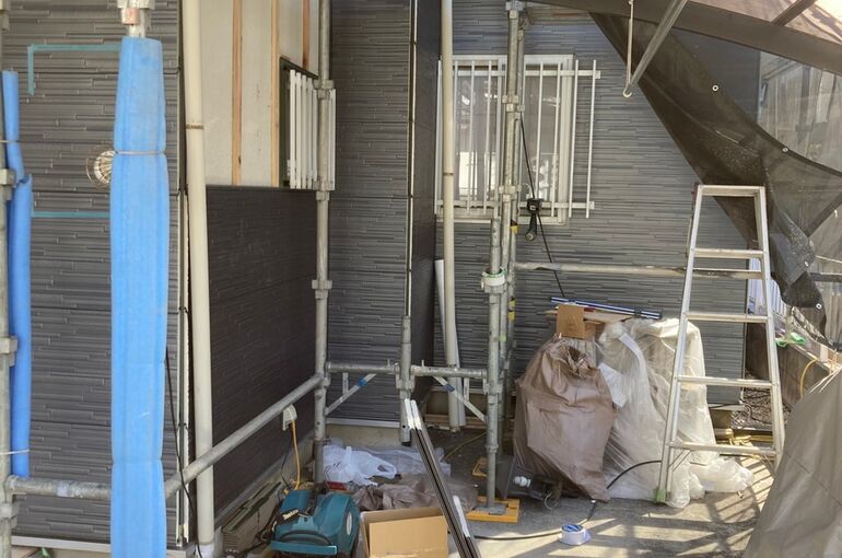 021186D5-5C37-4093-A224-F5FF0176FD35