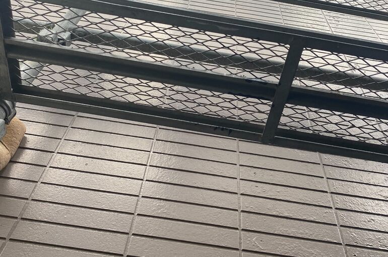 F4492EC8-90B8-4AF6-A47E-728D09D9637F